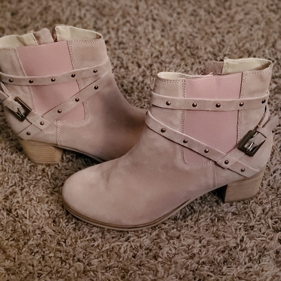 Matisse Tan Bootie - Picture 2 of 3